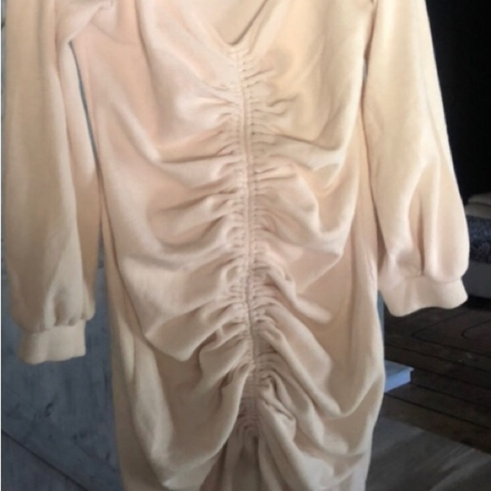 ❌final price today adorable thick material ruched ! - Picture 3 of 5